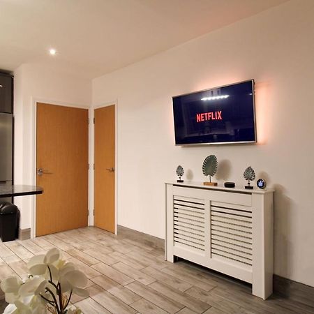 Nice 2 Bed House, Office, Wi-Fi, Free Parking Belfast Esterno foto