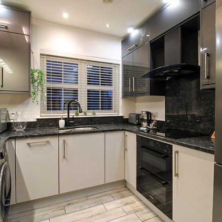 Nice 2 Bed House, Office, Wi-Fi, Free Parking Belfast Esterno foto