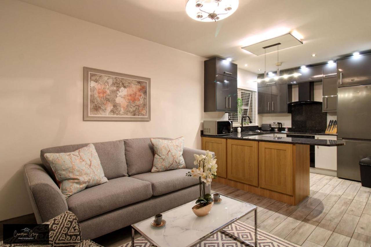 Nice 2 Bed House, Office, Wi-Fi, Free Parking Belfast Esterno foto