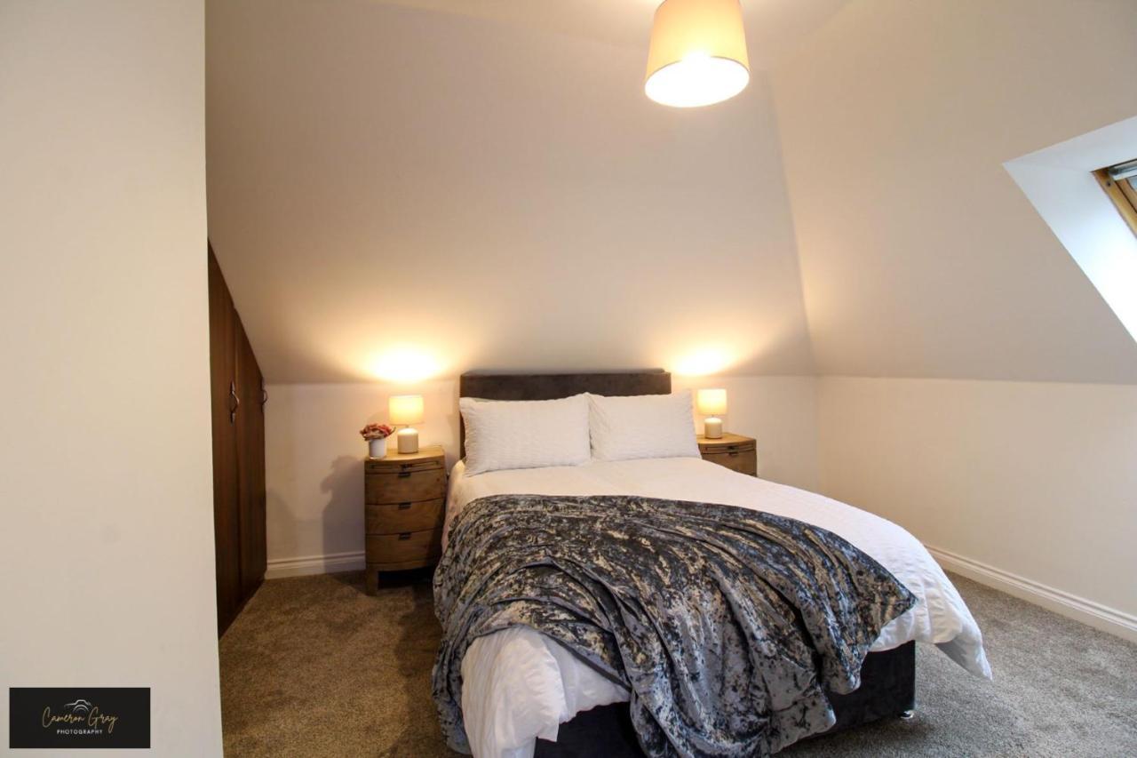 Nice 2 Bed House, Office, Wi-Fi, Free Parking Belfast Esterno foto