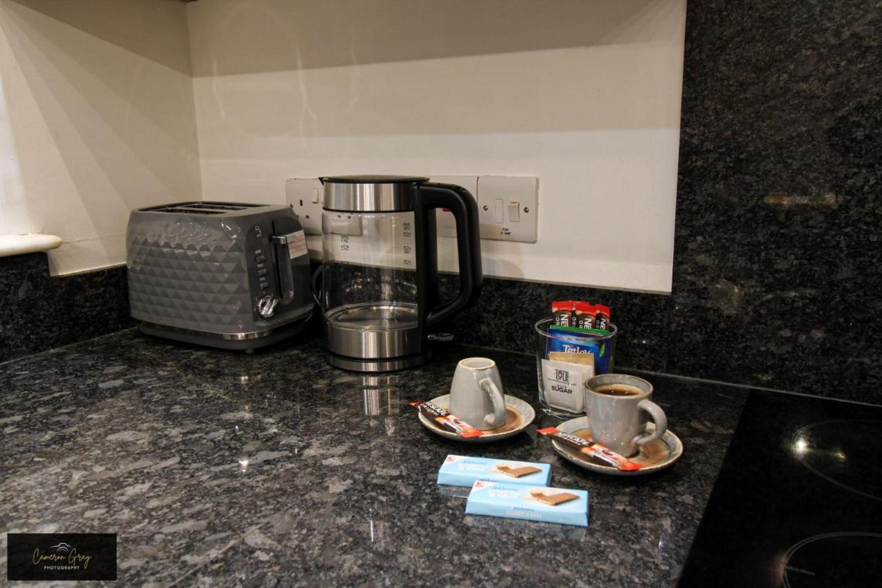 Nice 2 Bed House, Office, Wi-Fi, Free Parking Belfast Esterno foto